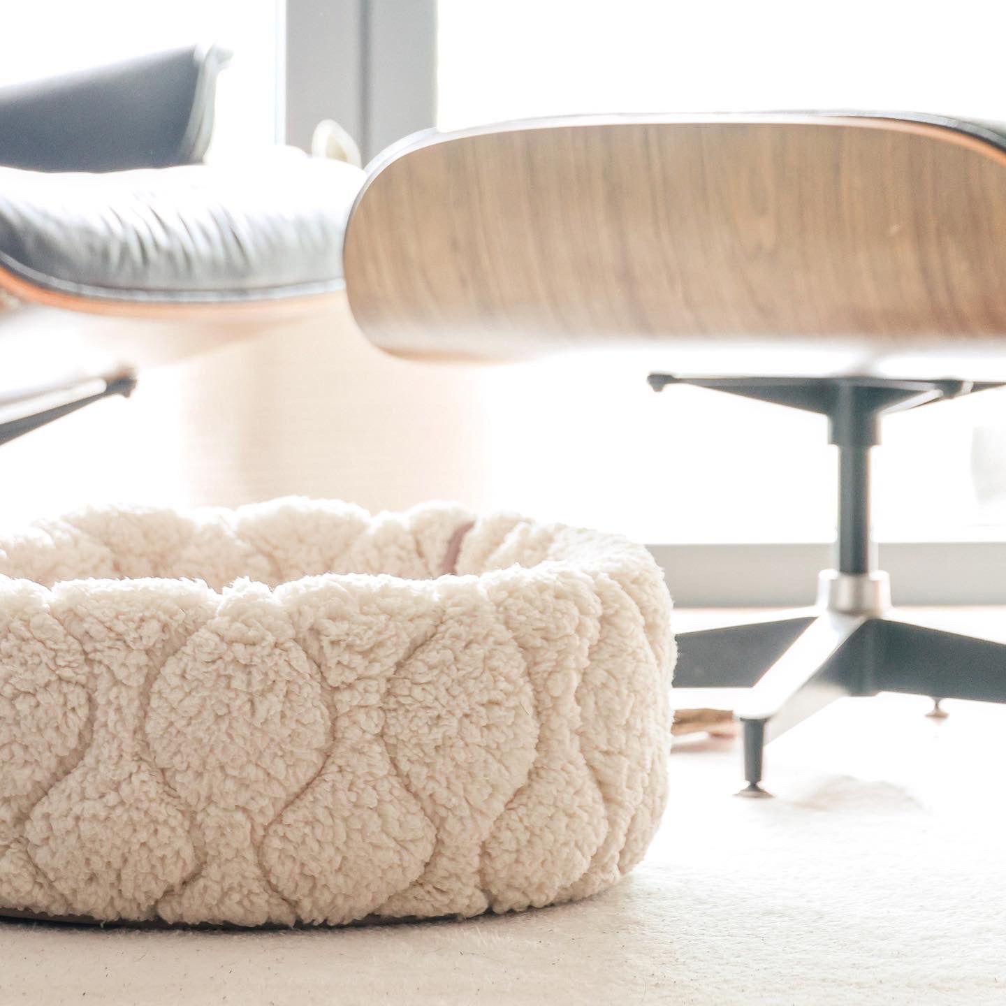 TAART Dog donut bed cat bed reversible dog bed