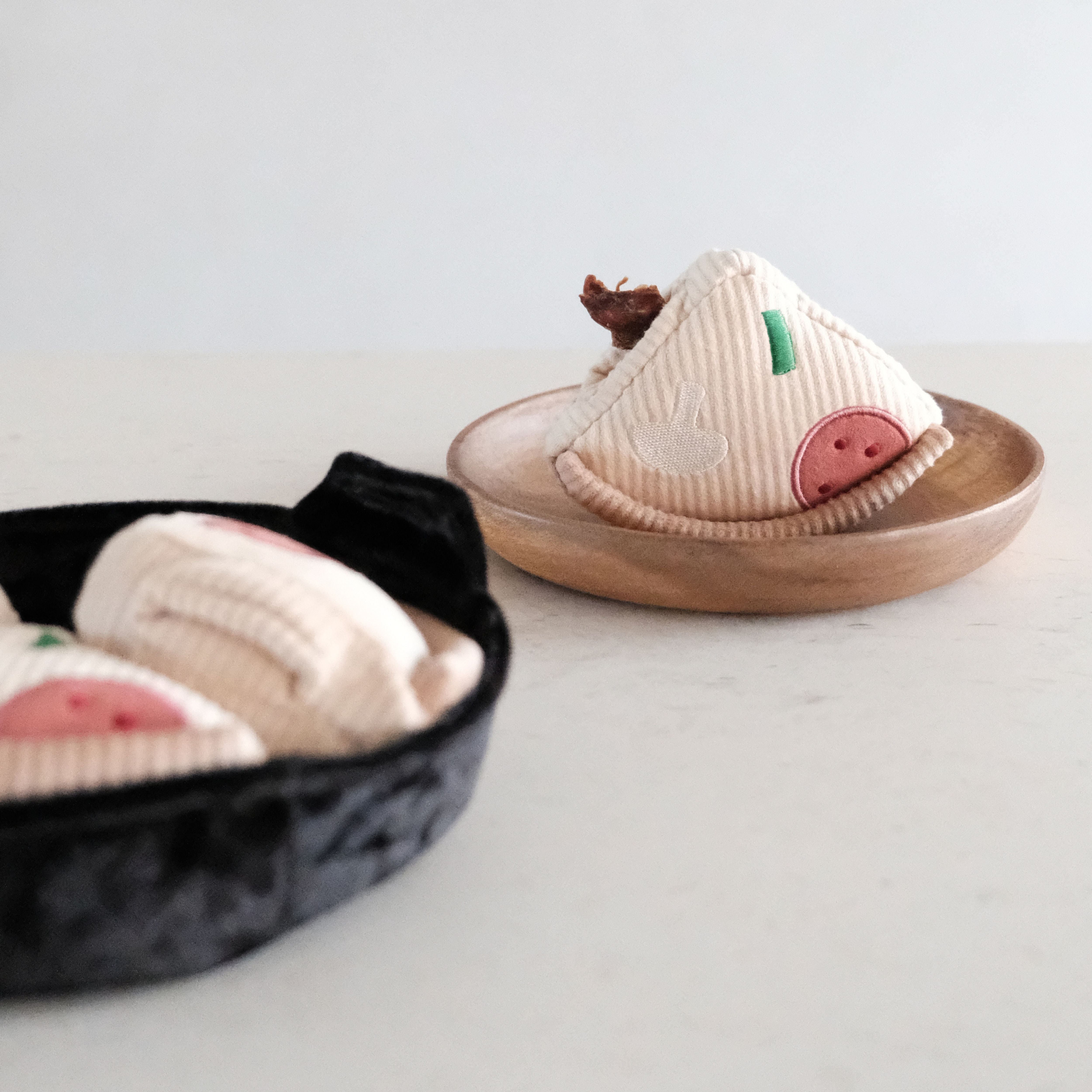 DEEP DISH PIZZA - Lambwolf Collective