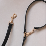 CROSSBODY LEASH