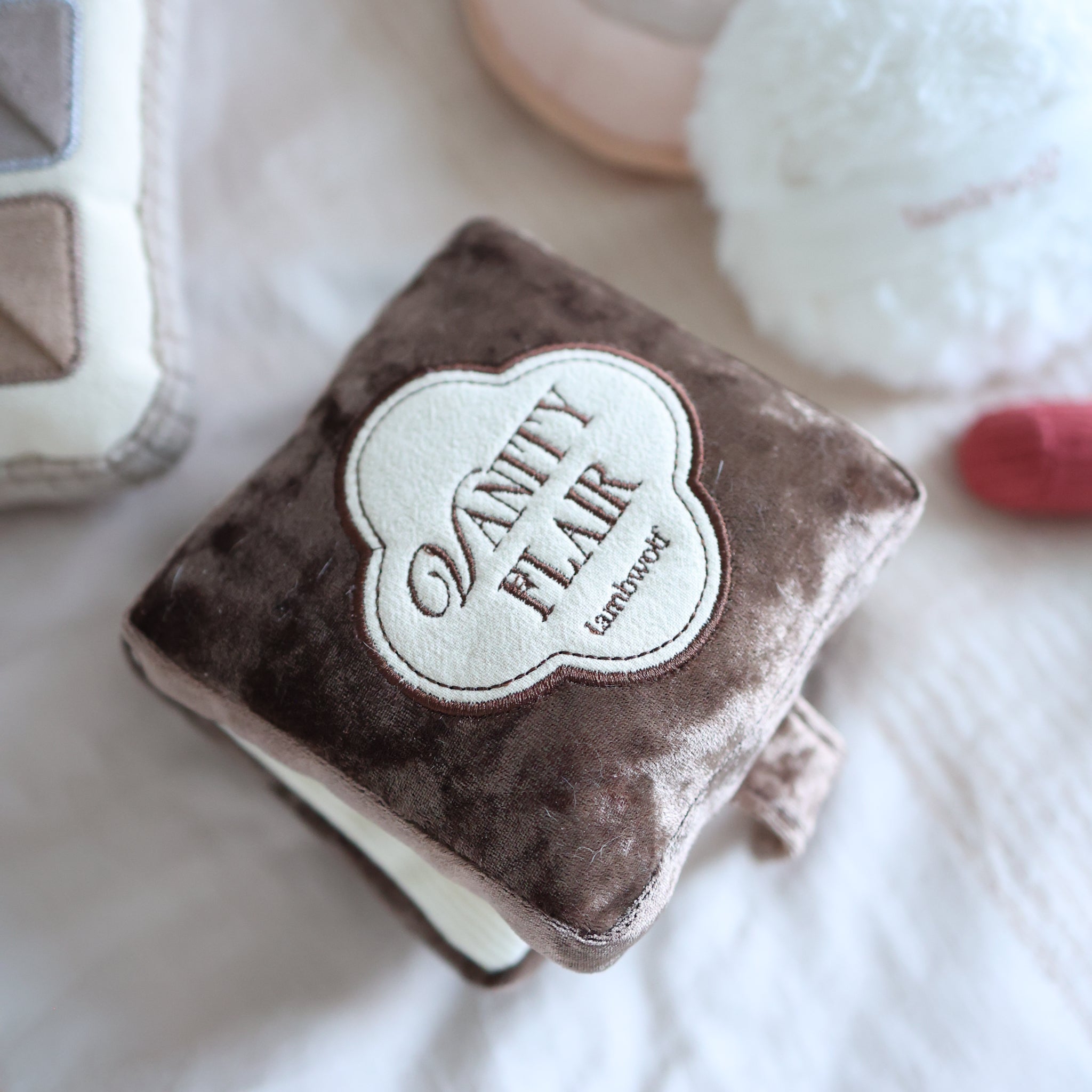 SETTING POWDER & BRUSH